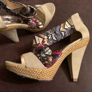 NWOT  Bucco Beige Espadrille Heels  Size 7